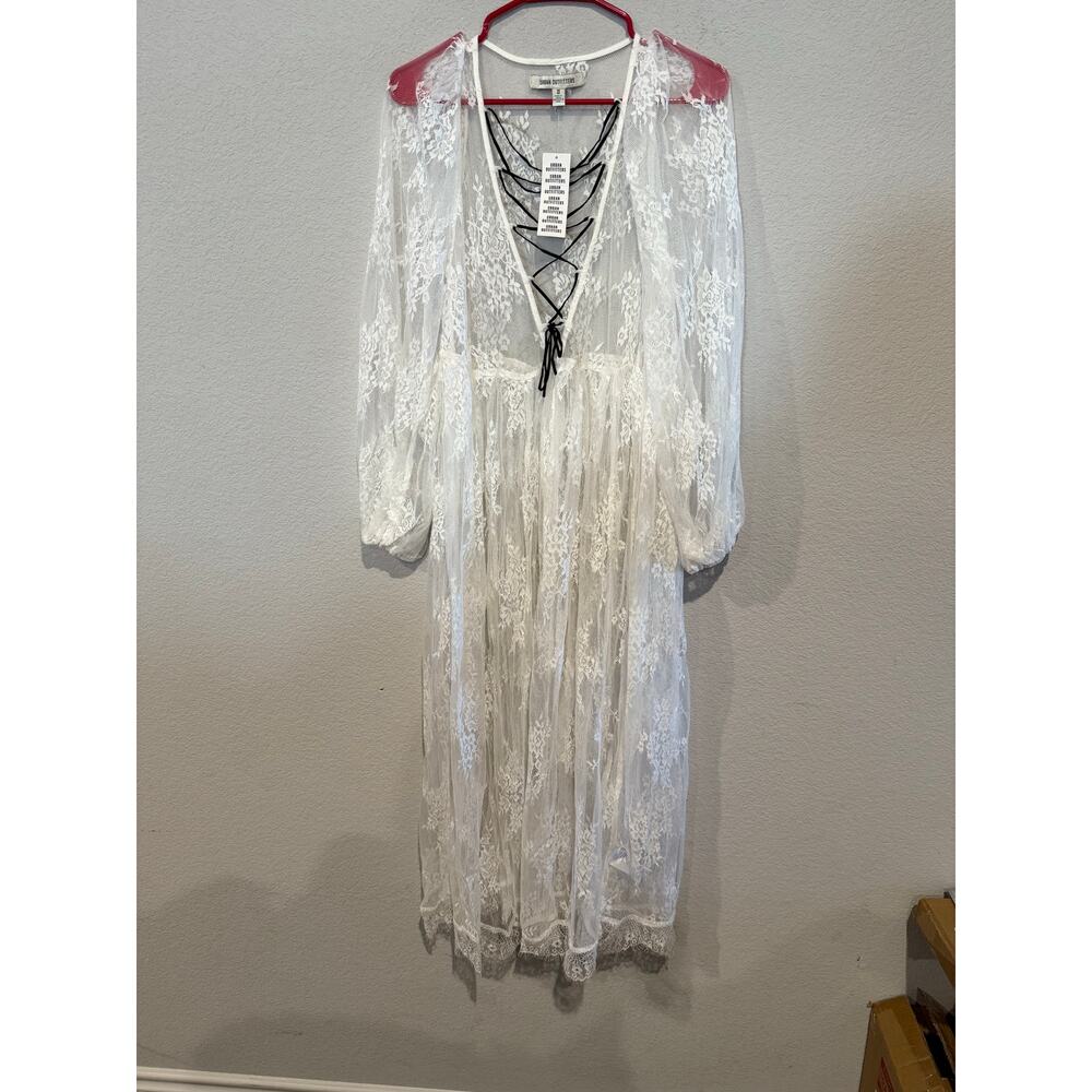 Urban Outfitters Toulouse Sheer Lace Midi Dress‎ – Size M – NWT
